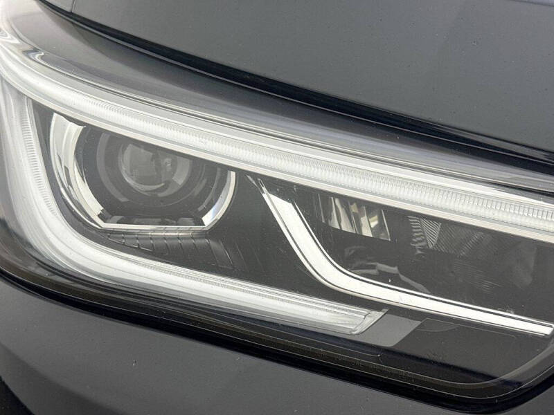 2021 Infiniti QX80 Premium Select