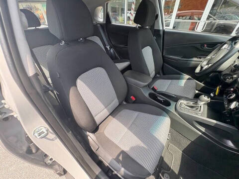 2023 Hyundai Kona SE