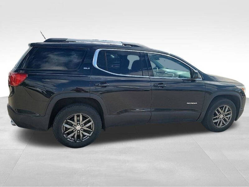 2017 GMC Acadia SLT-1