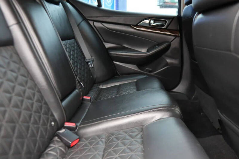 2016 Nissan Maxima Platinum