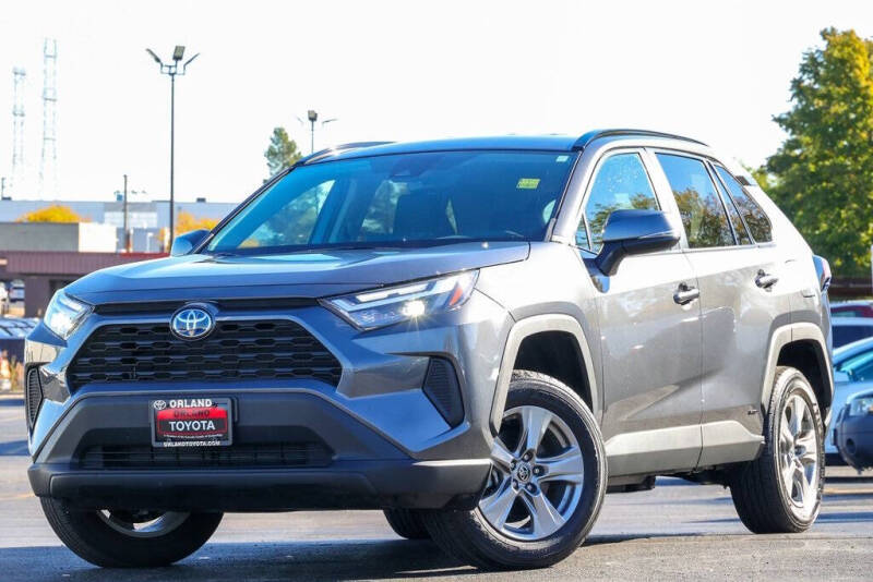 2022 Toyota RAV4 Hybrid XLE
