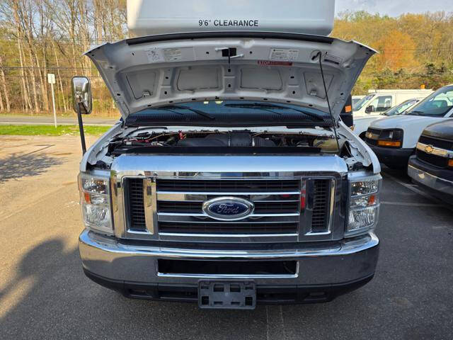 2017 Ford E-Series