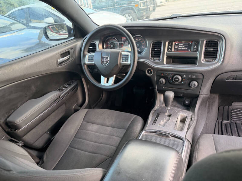 2014 Dodge Charger SE