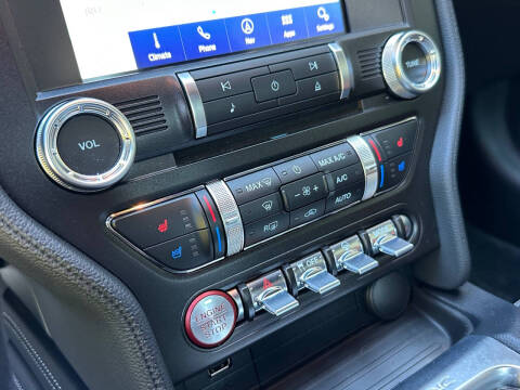 2020 Ford Mustang