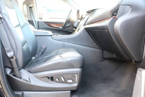 2019 Cadillac Escalade Luxury