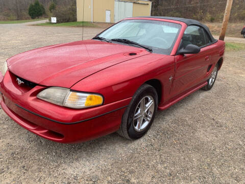 1994 Ford Mustang for sale at Court House Cars, LLC in Chillicothe OH