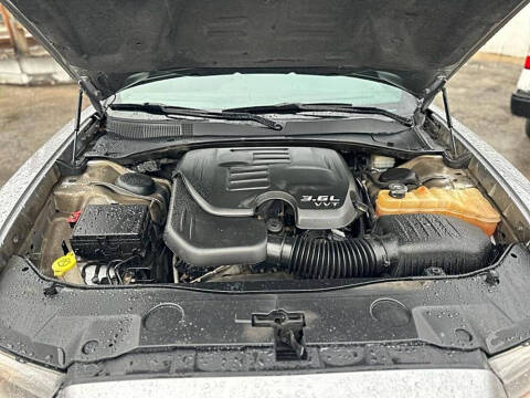 2013 Dodge Charger SE