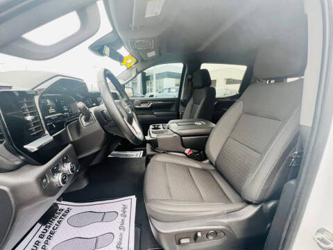 2023 GMC Sierra 1500 Elevation Standard