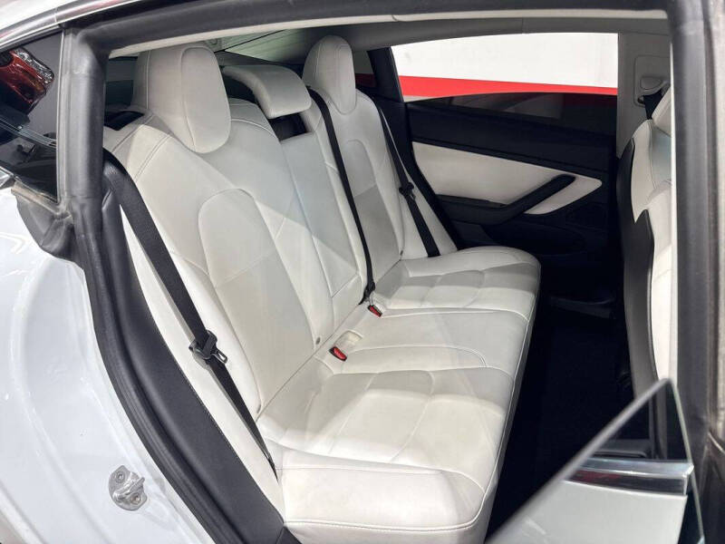 2020 Tesla Model 3 Performance