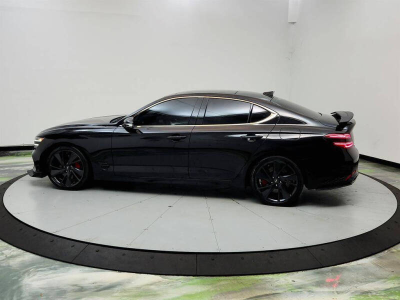 2022 Genesis G70