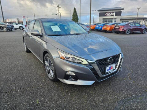 2021 Nissan Altima for sale at Karmart in Burlington WA