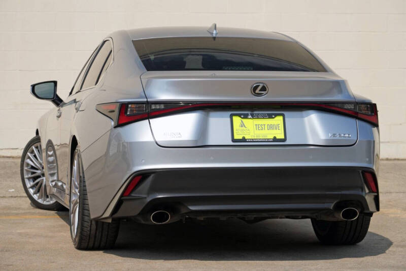 2023 Lexus IS 300