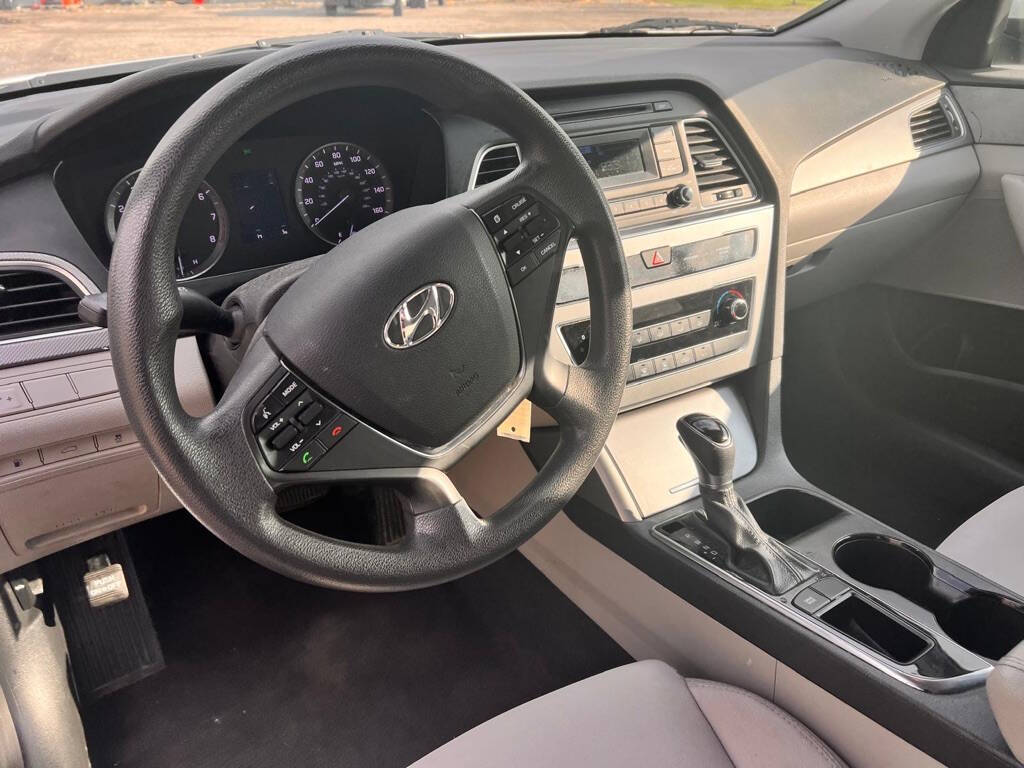 2015 Hyundai SONATA for sale at Autolink in Kansas City, KS