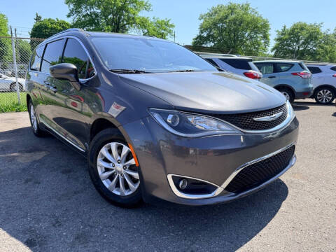 2018 Chrysler Pacifica Touring L Plus