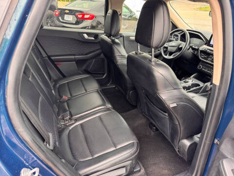 2020 Ford Escape SEL