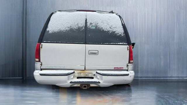 2000 GMC Yukon Denali