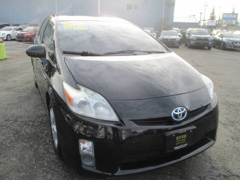 2010 Toyota Prius III