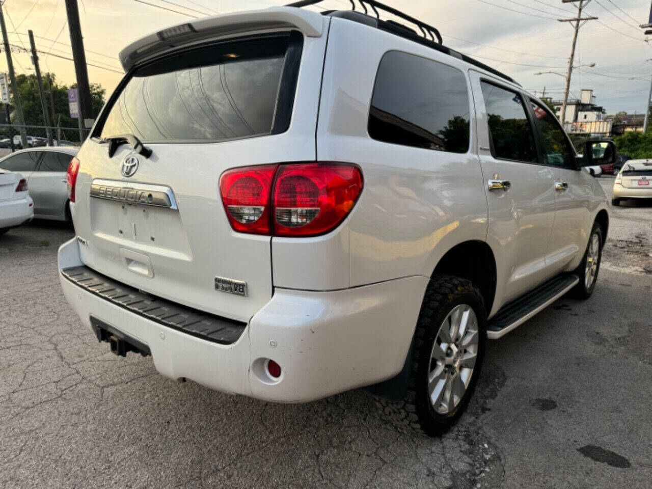 2008 Toyota Sequoia for sale at Green Ride LLC in NASHVILLE, TN