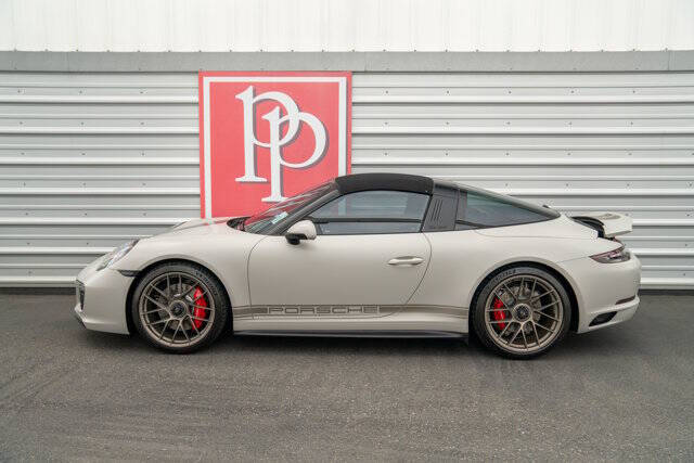 2019 Porsche 911 37