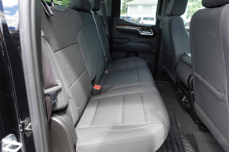 2023 GMC Sierra 1500 Elevation Standard