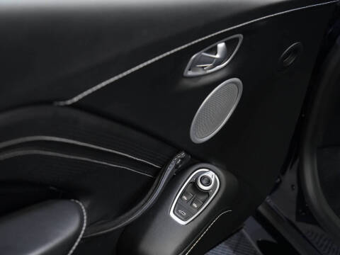 2020 Aston Martin Vantage