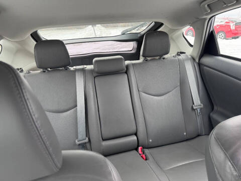 2010 Toyota Prius III