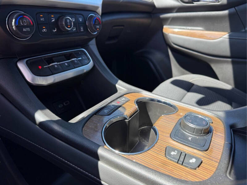 2022 GMC Acadia