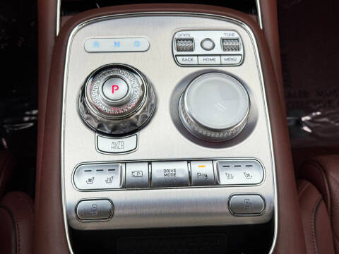 2024 Genesis G90 3.5T e-Supercharger