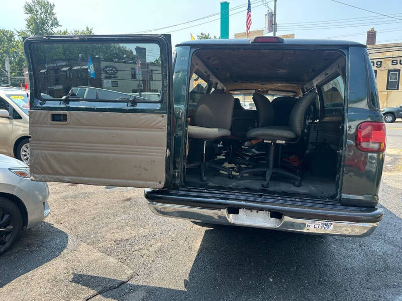 2002 Dodge Ram Van 3500 Maxi