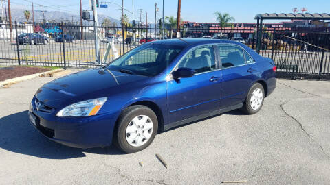 2004 Honda Accord for sale at Valley Classic Motors in North Hollywood CA