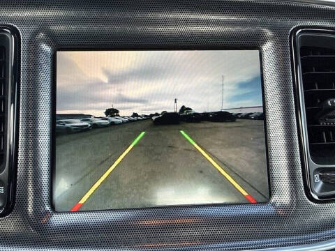 2015 Dodge Challenger SXT Plus