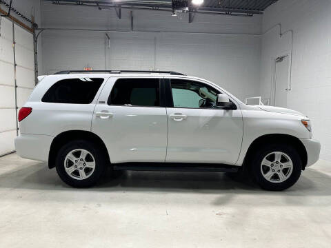 2016 Toyota Sequoia SR5