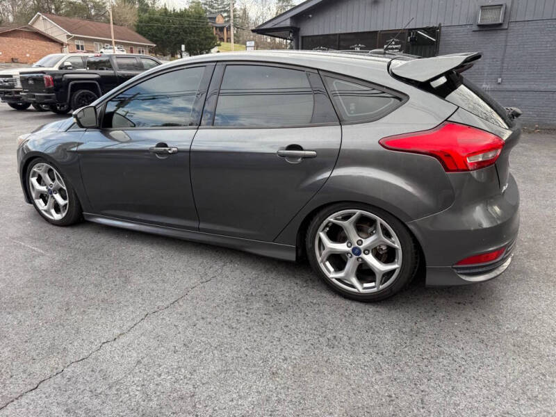 2017 Ford Focus ST