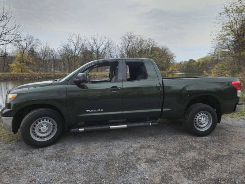 2011 Toyota Tundra Tundra Grade photo 4