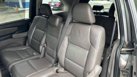 2011 Honda Odyssey EX-L w/DVD