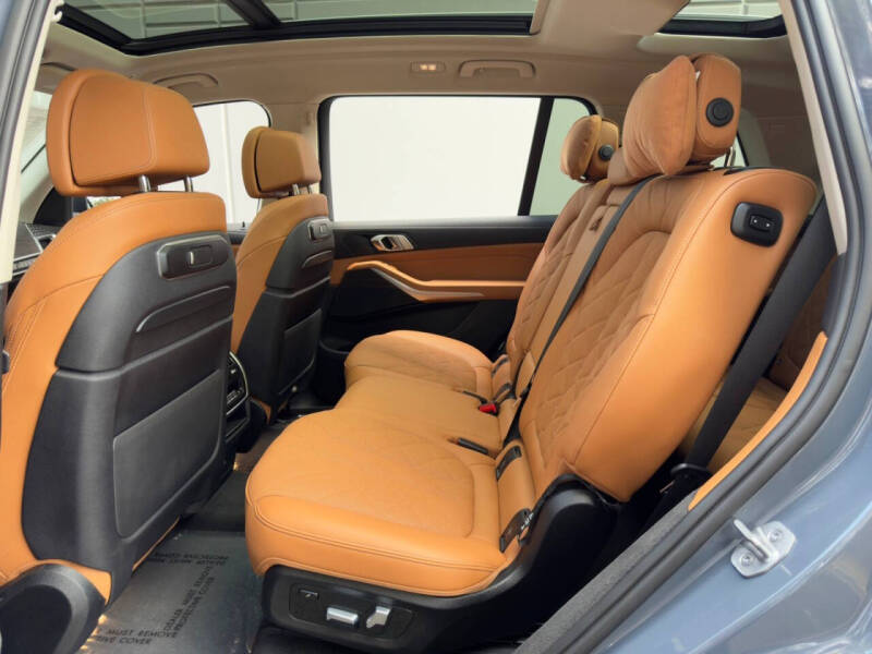 2023 BMW X7 xDrive40i