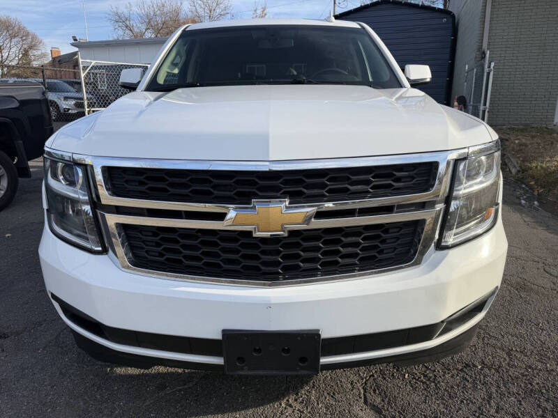 2017 Chevrolet Suburban LS
