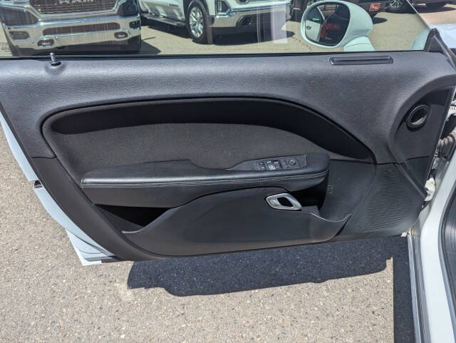 2018 Dodge Challenger SXT