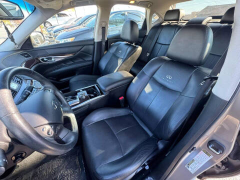 2013 Infiniti M37
