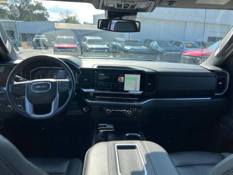 2022 GMC Sierra 1500 SLT