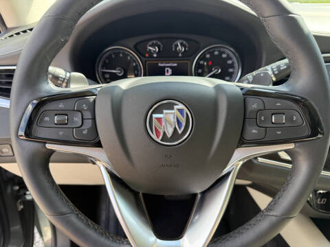 2023 Buick Enclave Essence