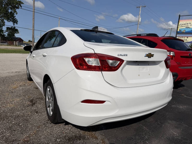 2017 Chevrolet Cruze LS Auto