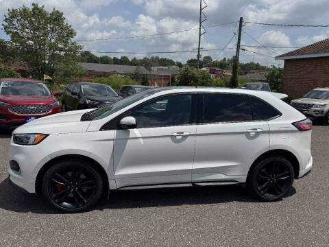2022 Ford Edge ST