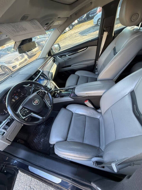 2014 Cadillac XTS Luxury Collection