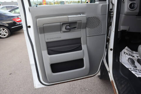 2013 Ford E-Series E-250