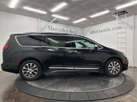 2021 Chrysler Pacifica Hybrid Pinnacle