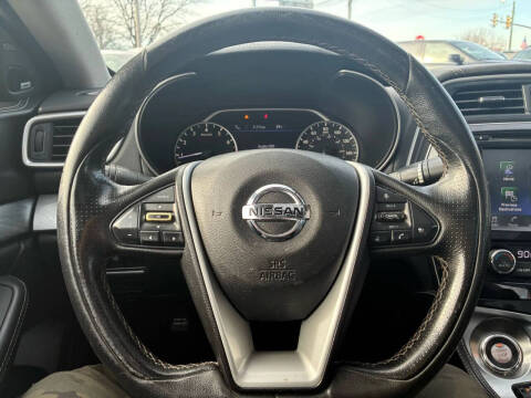 2017 Nissan Maxima