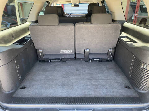 2011 Chevrolet Suburban LS
