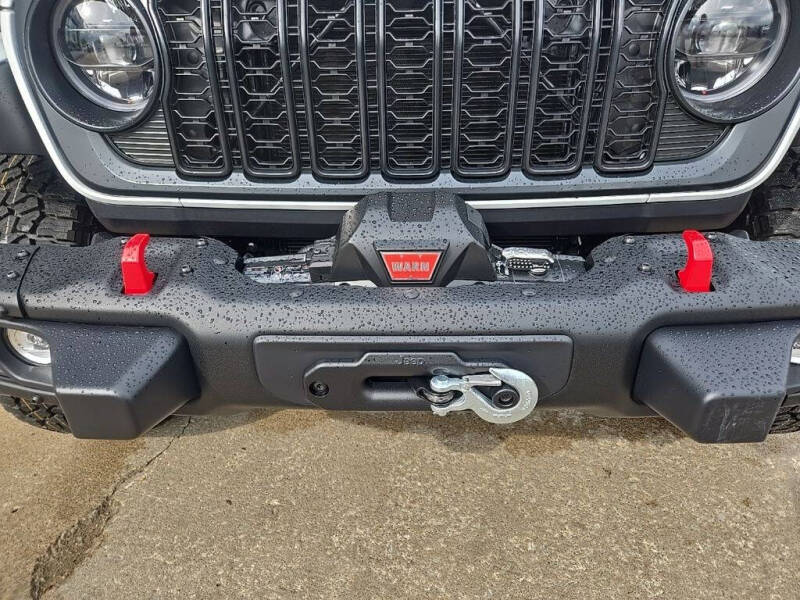 2026 Jeep Gladiator Shadow Ops