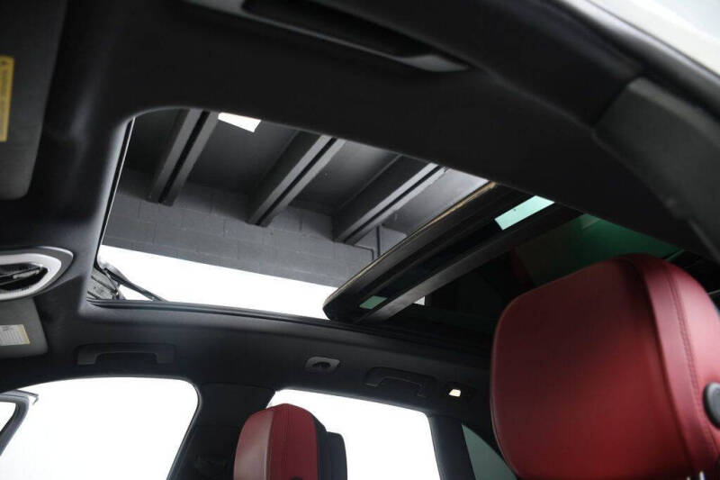 2020 Porsche Macan S